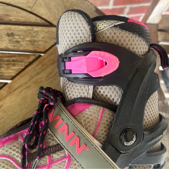 Schwinn In-Line Skates Rollerblades Youth Adjustable Fit - Picture 4 of 4